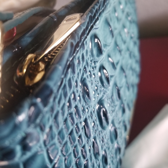 Brahmin Blue Bottle Ombre Lorelei & Credit Card Wallet - Picture 4 of 13